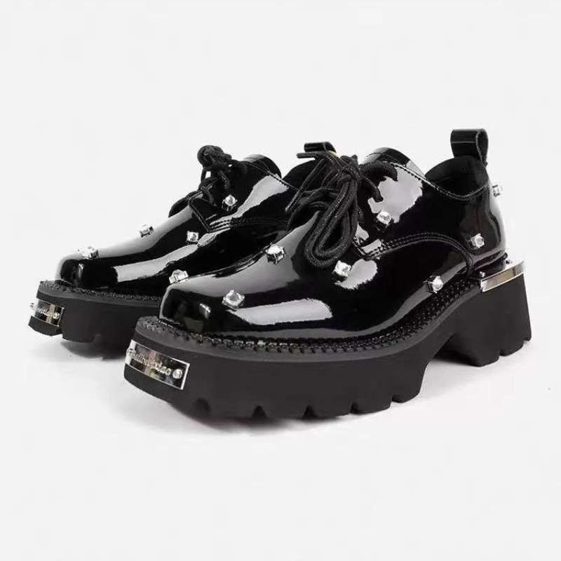 أحذية نسائية بدون كعب كريستال  - مراجعة Chunky Sneaker Platform وسعره