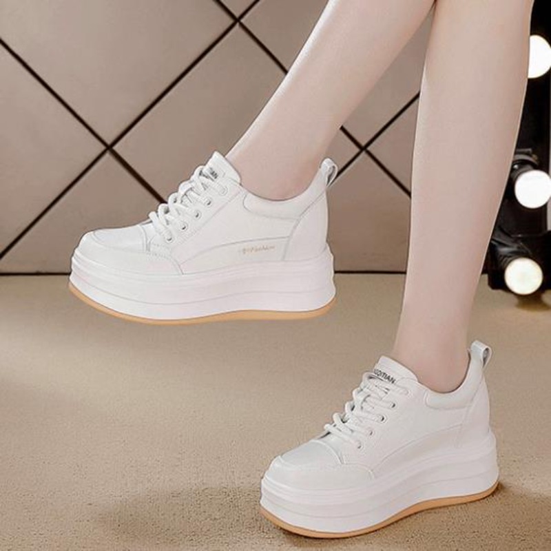 أحذية رياضية نسائية بكعب 8 سم  - مراجعة Chunky Sneaker Platform وسعره