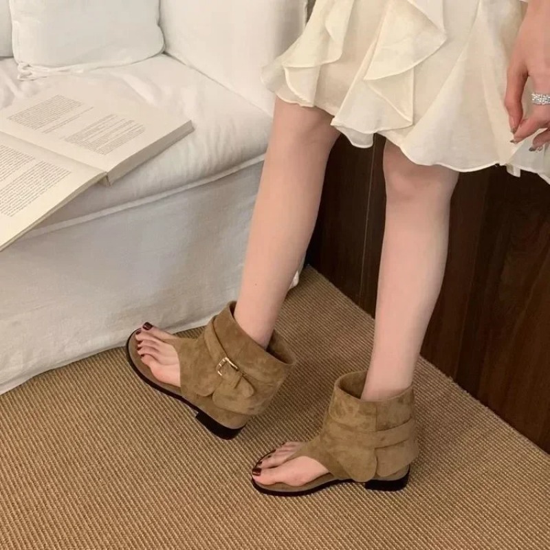 أحذية 2026 كاجوال أنيقة بأسلوب - مراجعة Street Fashion Dress وسعره
