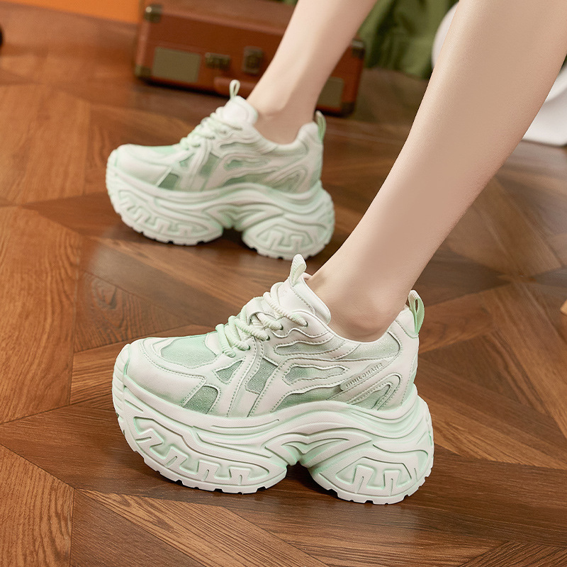 أحذية رياضية نسائية أنيقة بنعل - مراجعة Chunky Sneaker Platform وسعره